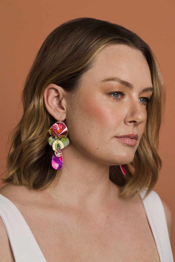 Champagne Pool Statement Earring